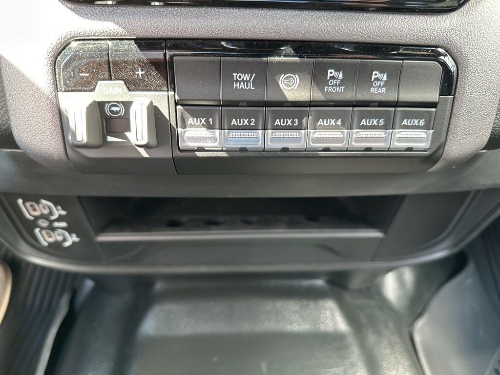 2025 RAM 2500 Big Horn - Photo 24
