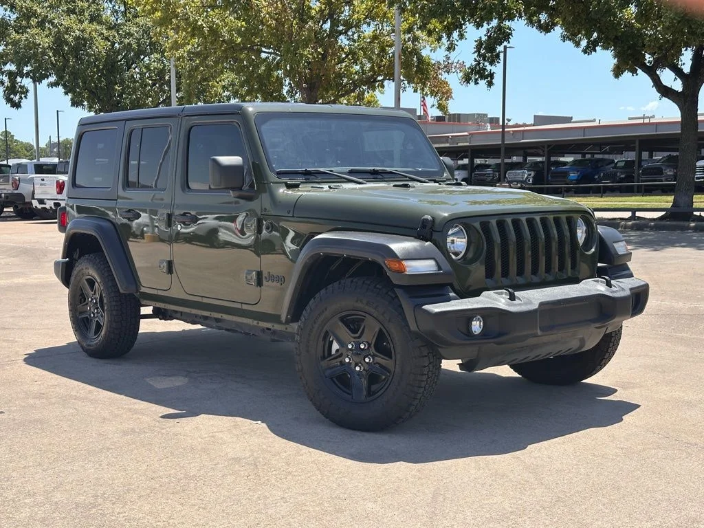 Used 2022 Green Jeep Unlimited Sport S image 1