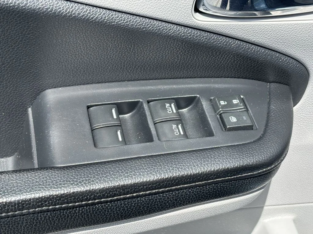 Used 2021  Honda Special Edition image 14