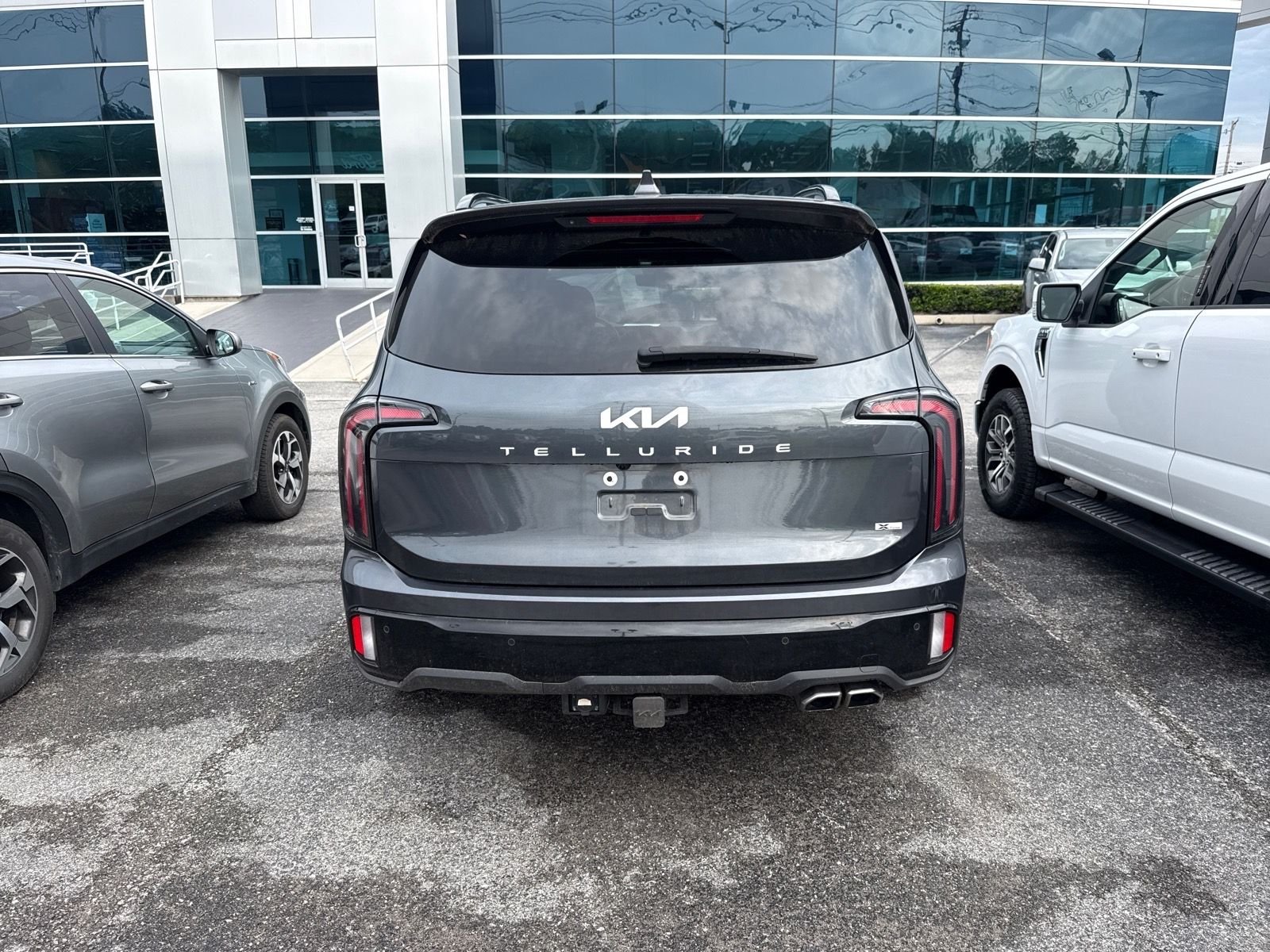 Used 2024 Gray Kia SX-Prestige X-Line image 4