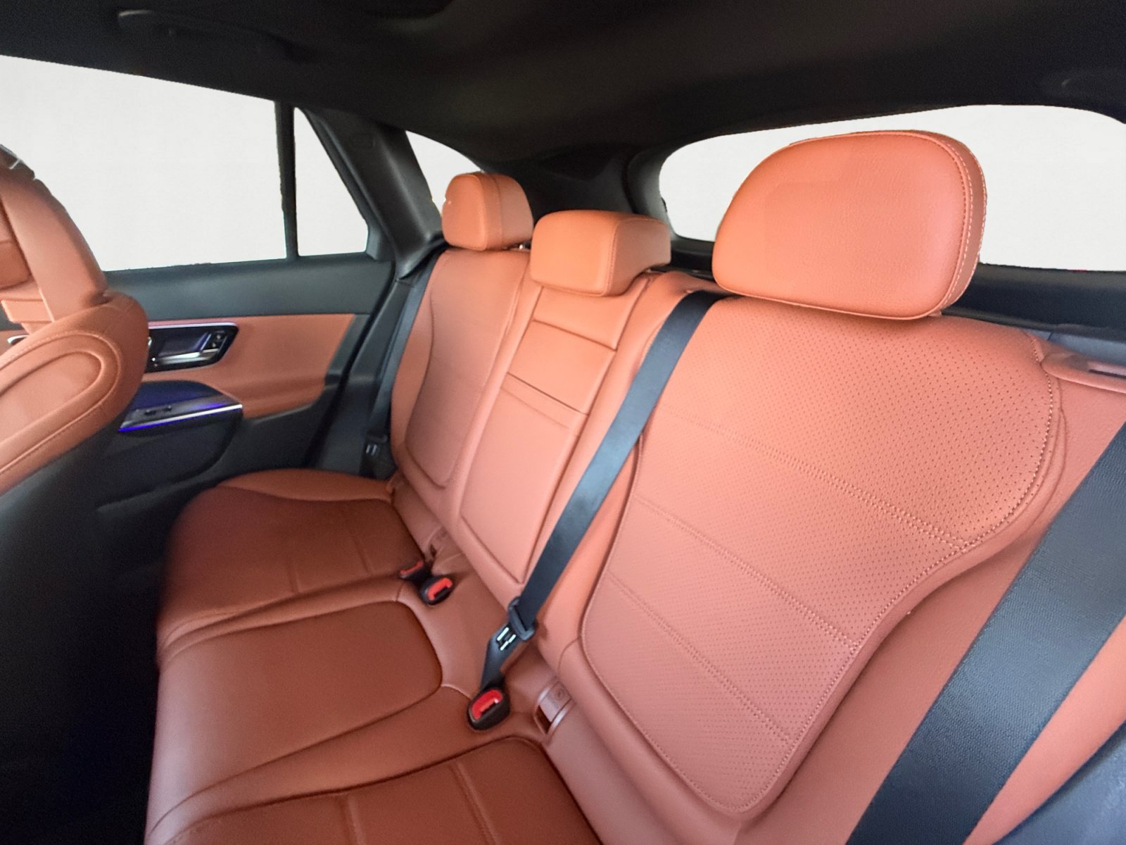 New 2027 Cirrus Silver Metallic Mercedes-Benz GLC 300 image 13