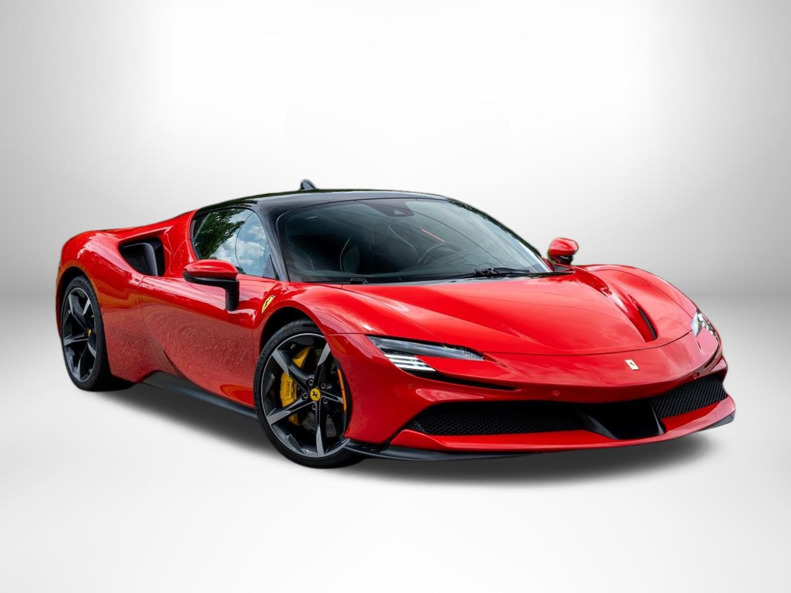 Used 2022  Ferrari  image 1