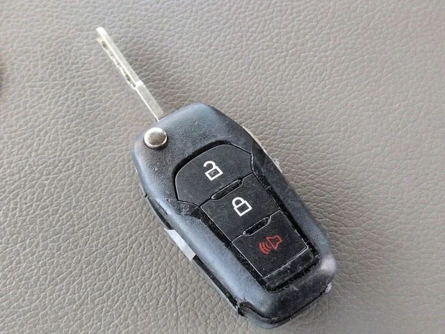 Used 2021 Oxford White Ford XL image 25