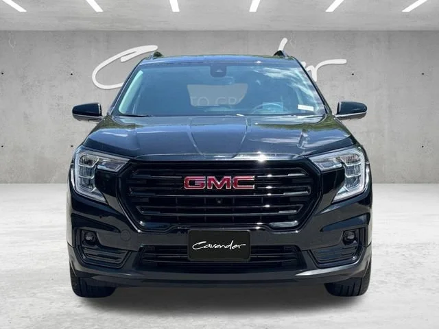 Used 2024 Ebony Twilight Metallic GMC SLT image 19