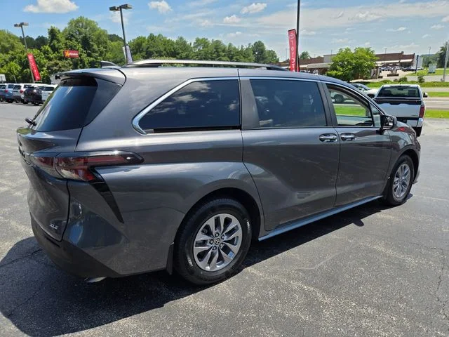 Used 2025 Gray Toyota XLE image 9