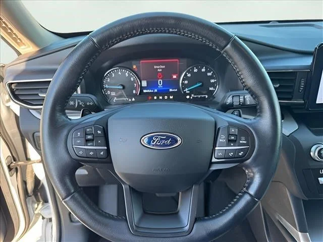 Used 2020 White Ford XLT image 21