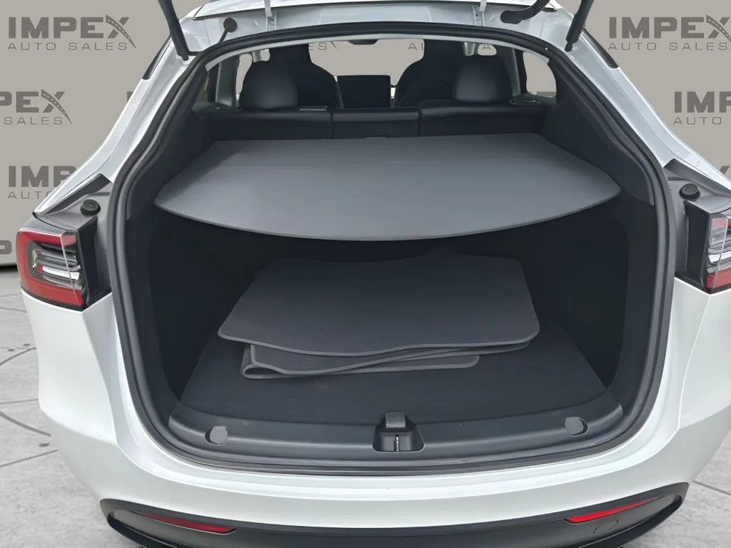 Used 2023 White Tesla Long Range image 31