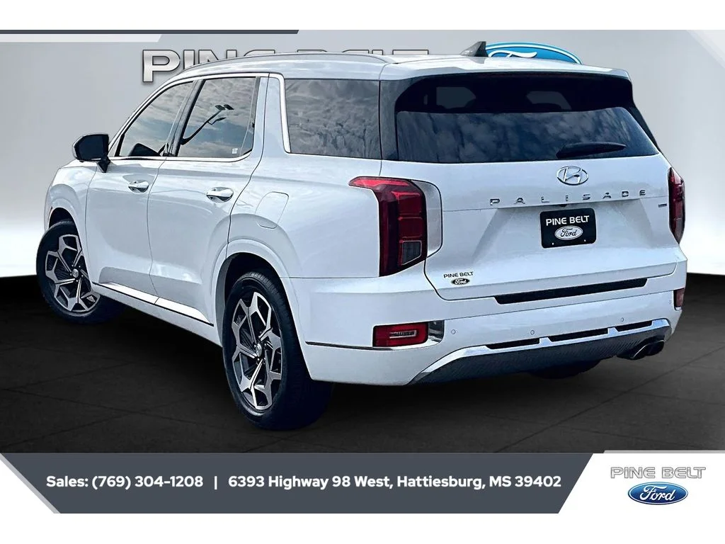 Used 2022 Hyper White Hyundai Calligraphy image 2