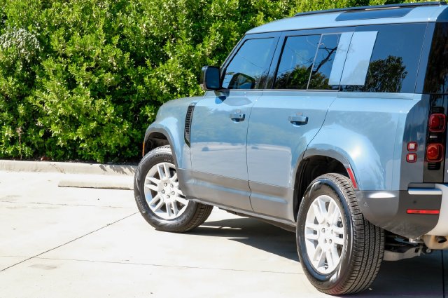 Certified Used 2025 Tasman Blue Metallic Land Rover S image 12