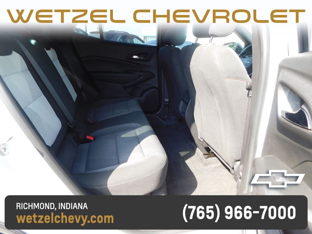 Used 2024 White Chevrolet 1RS image 19