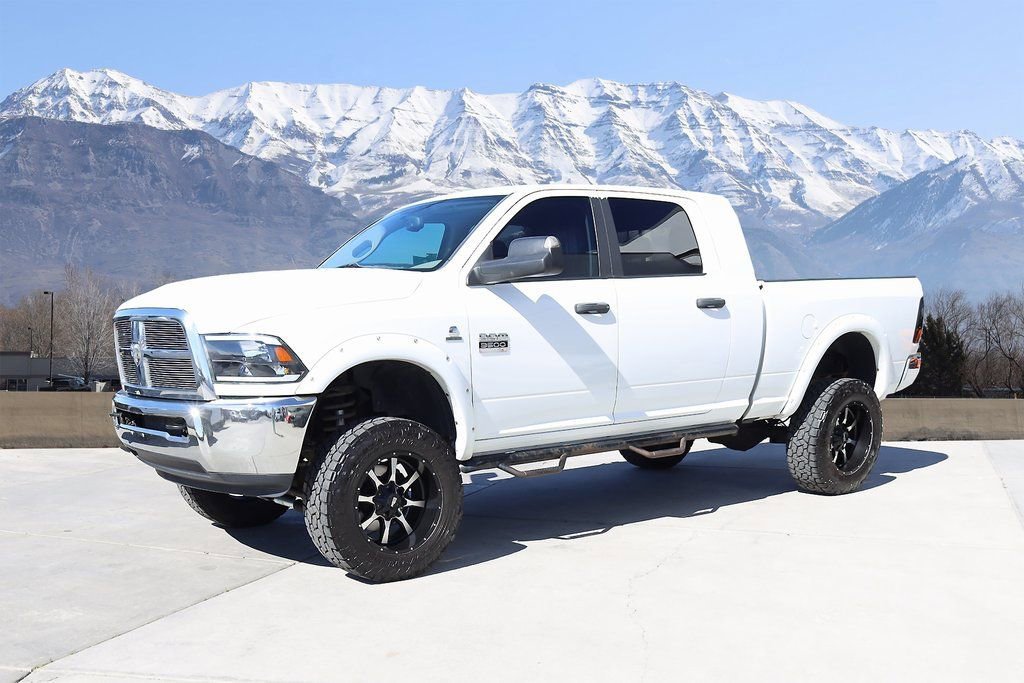 Used 2012 Bright White Ram SLT image 2