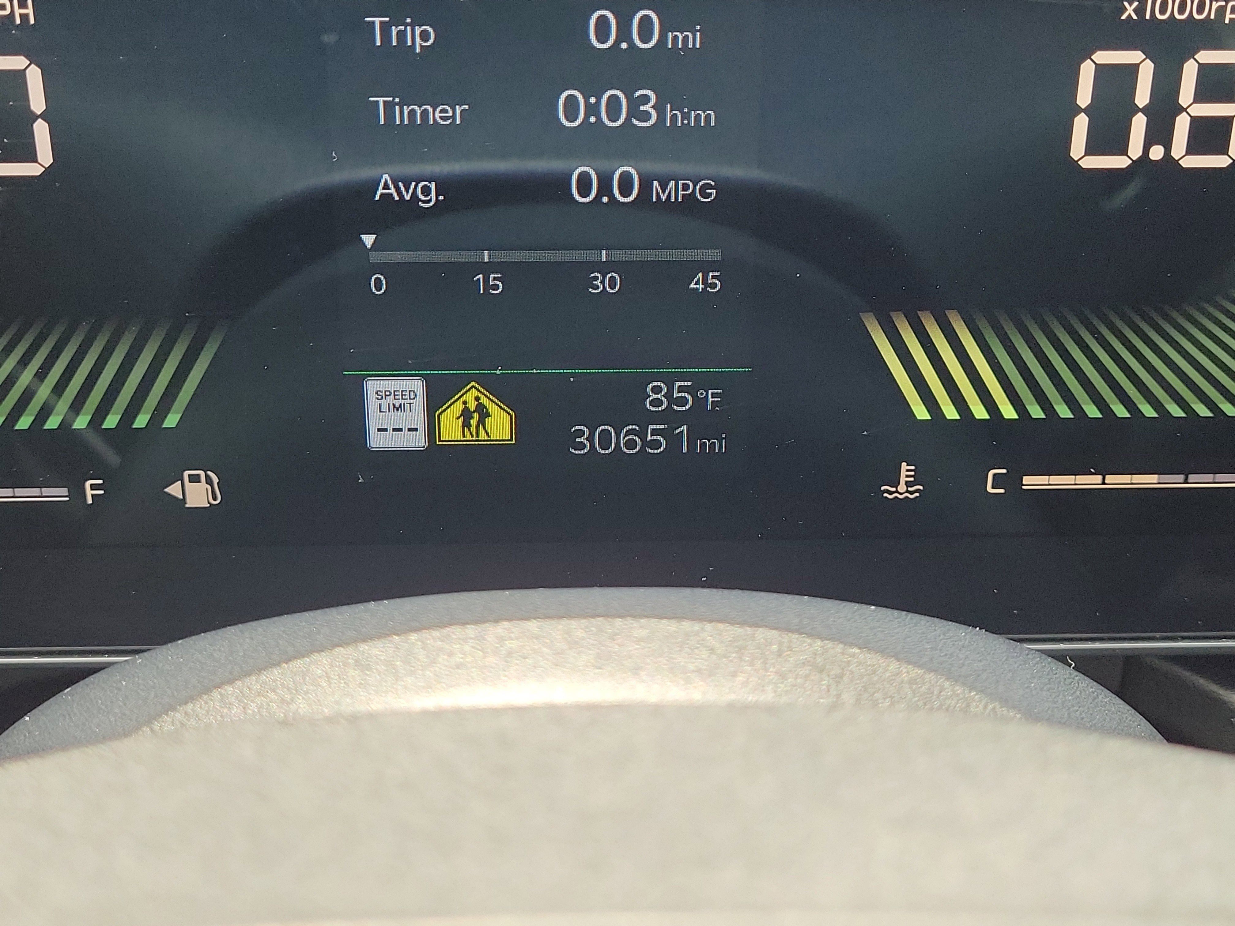 Used 2025 Snow White Pearl Kia LXS image 23