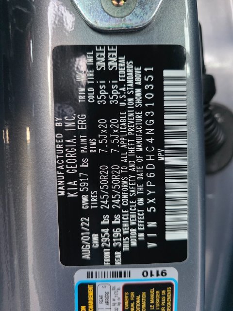 Used 2022 Silver Kia S image 29