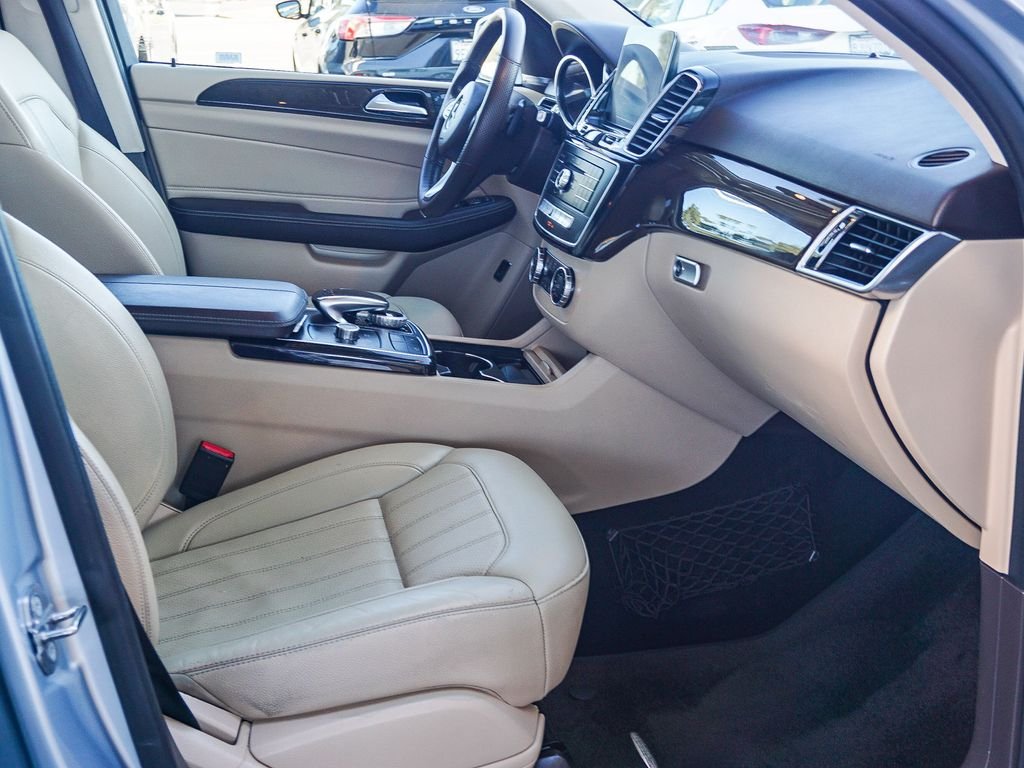 Used 2018 Silver Mercedes-Benz GLE 350 image 13