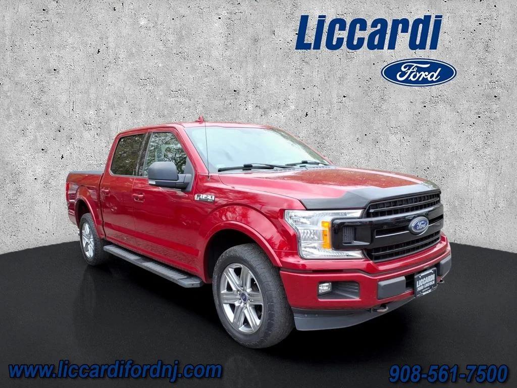 2018 Ford F-150 XLT 4x4 SuperCrew 145 in's photo