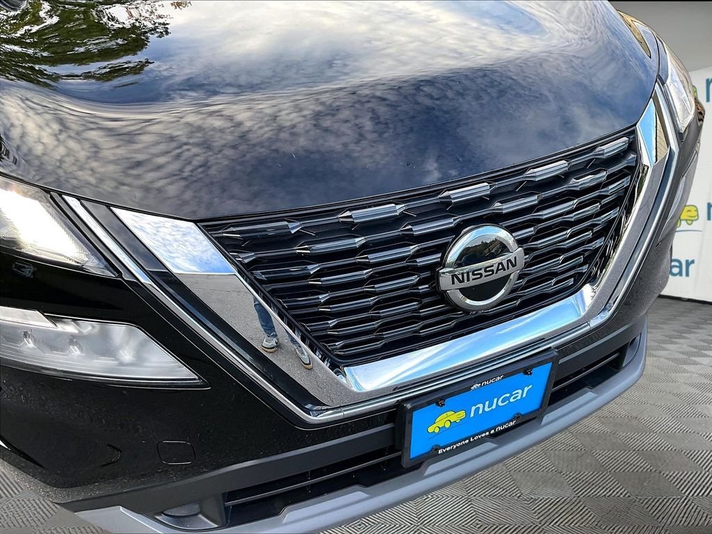 Used 2021 Super Black Nissan SV image 32