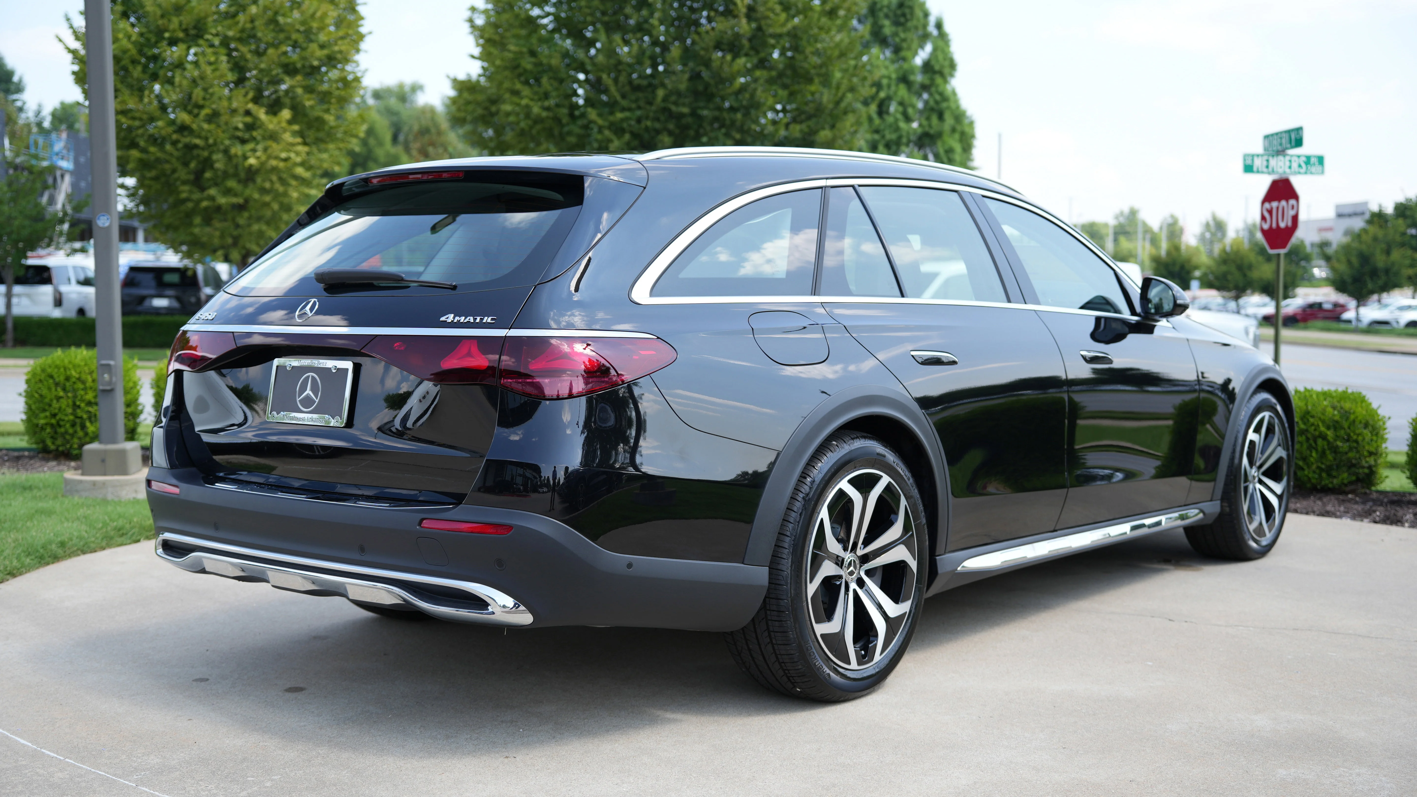 2025 Mercedes-Benz E-Class E450 All-Terrain - Photo 8