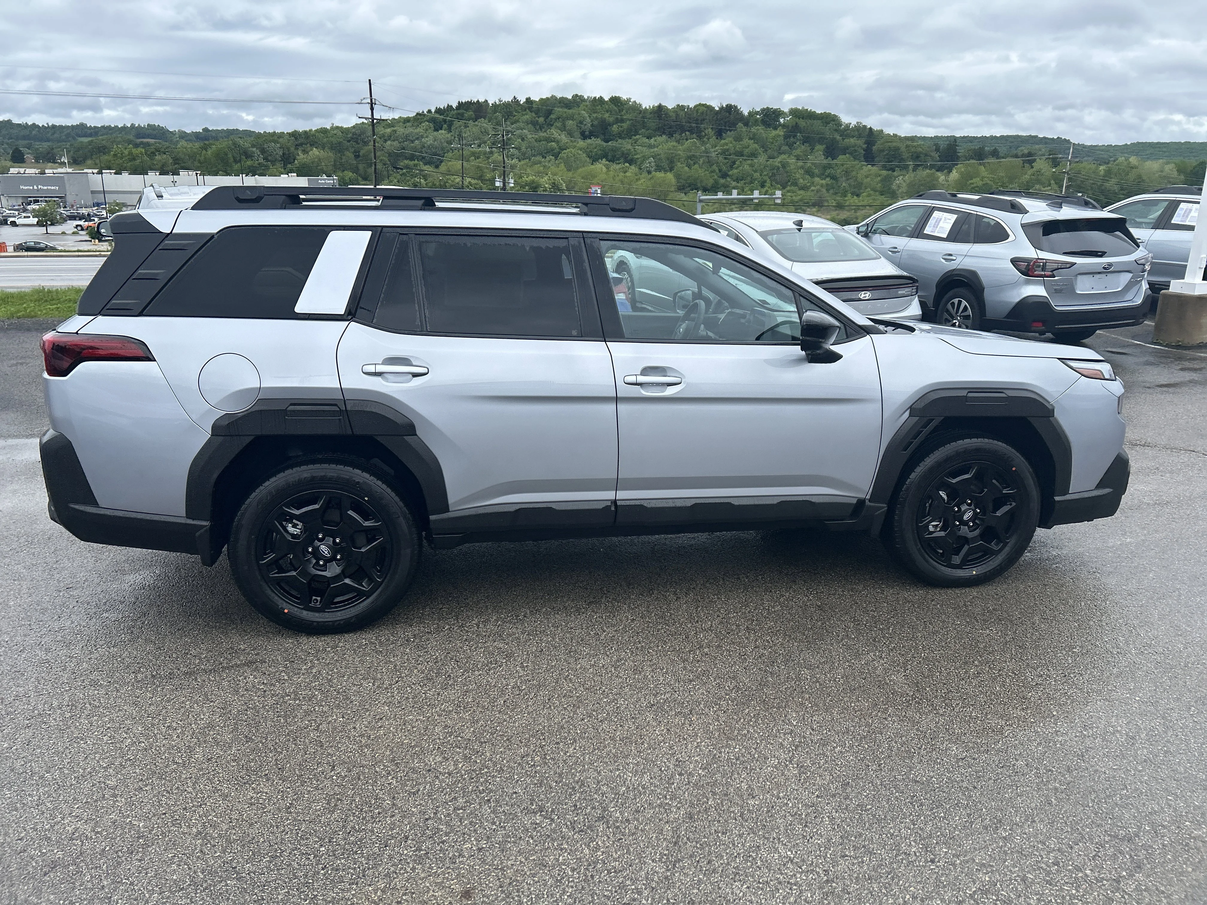 2026 Subaru Outback Limited - Photo 8