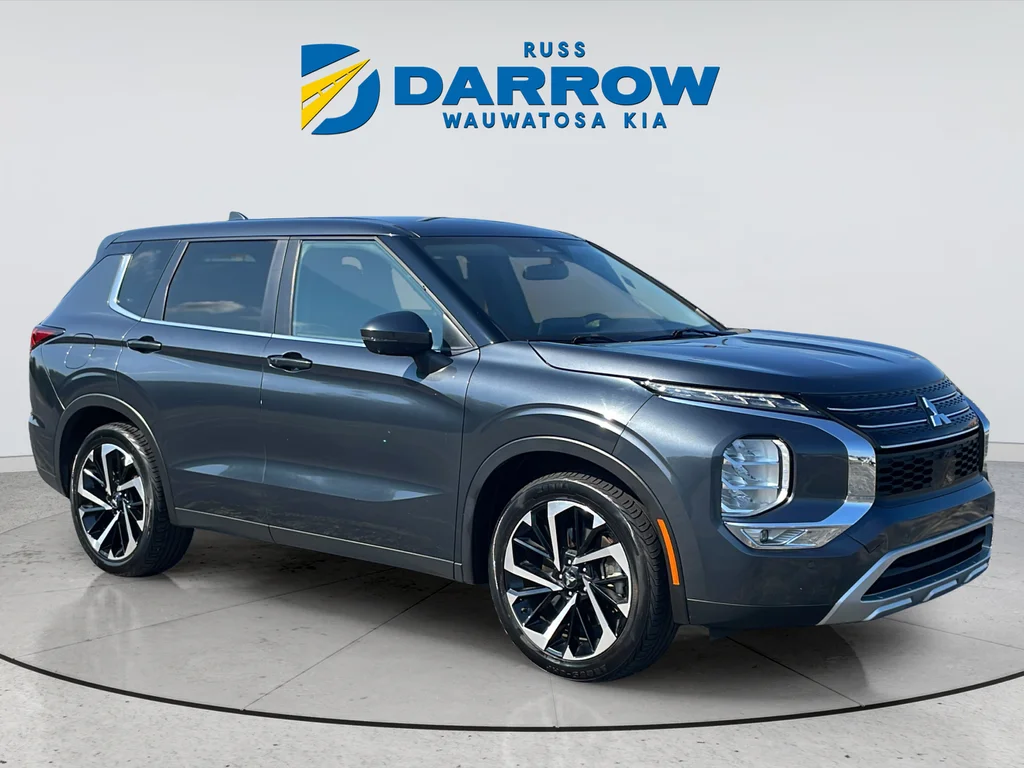 Used 2024 Gray Mitsubishi SE image 7