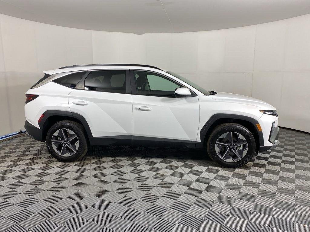 Used 2026 Serenity White Pearl Hyundai SEL image 3