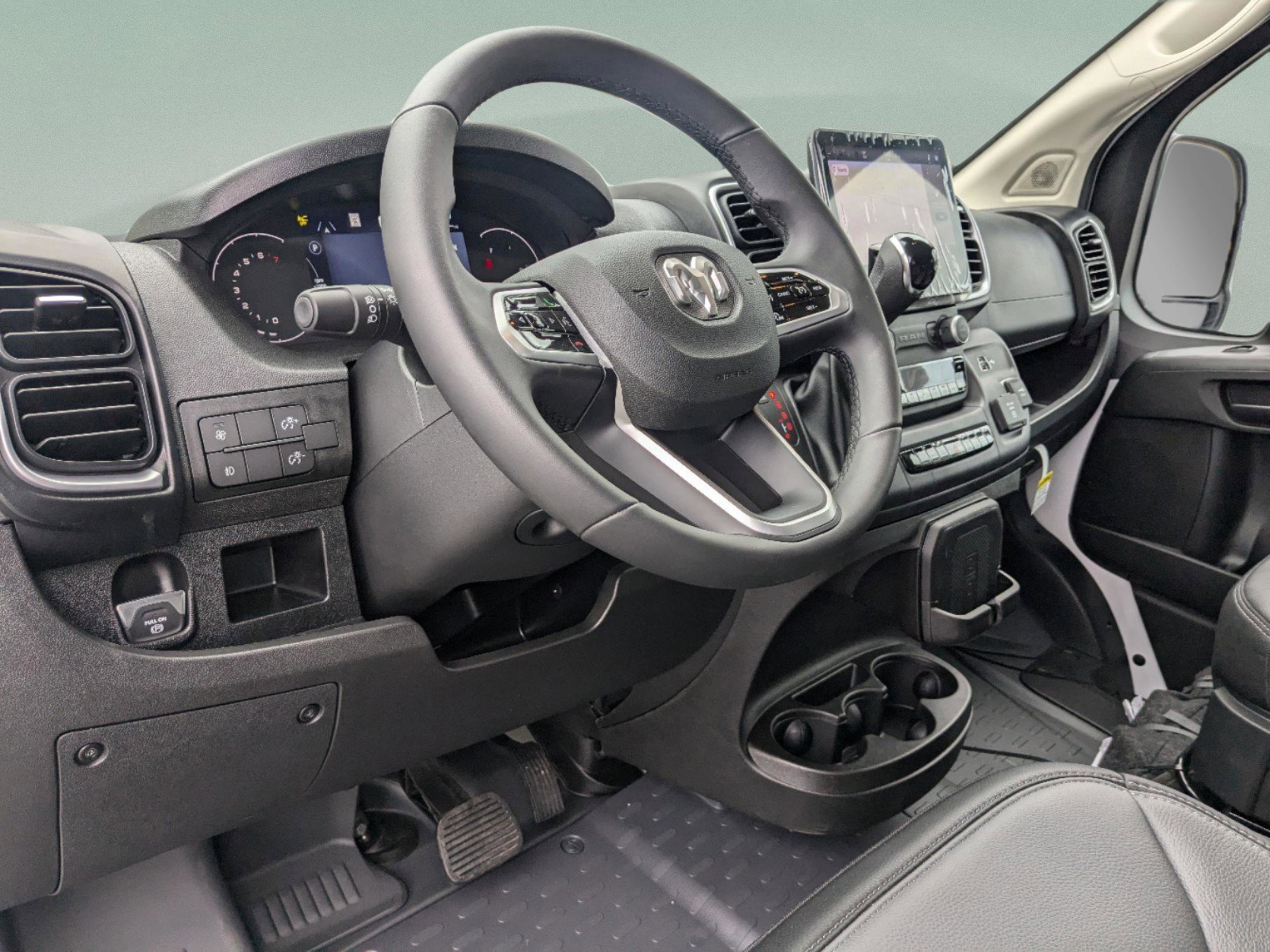 2025 RAM ProMaster Window Van Base - Photo 9