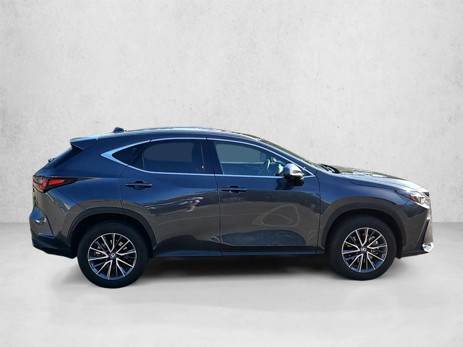 Used 2025 Cloudburst Gray Lexus NX 350 Premium image 4