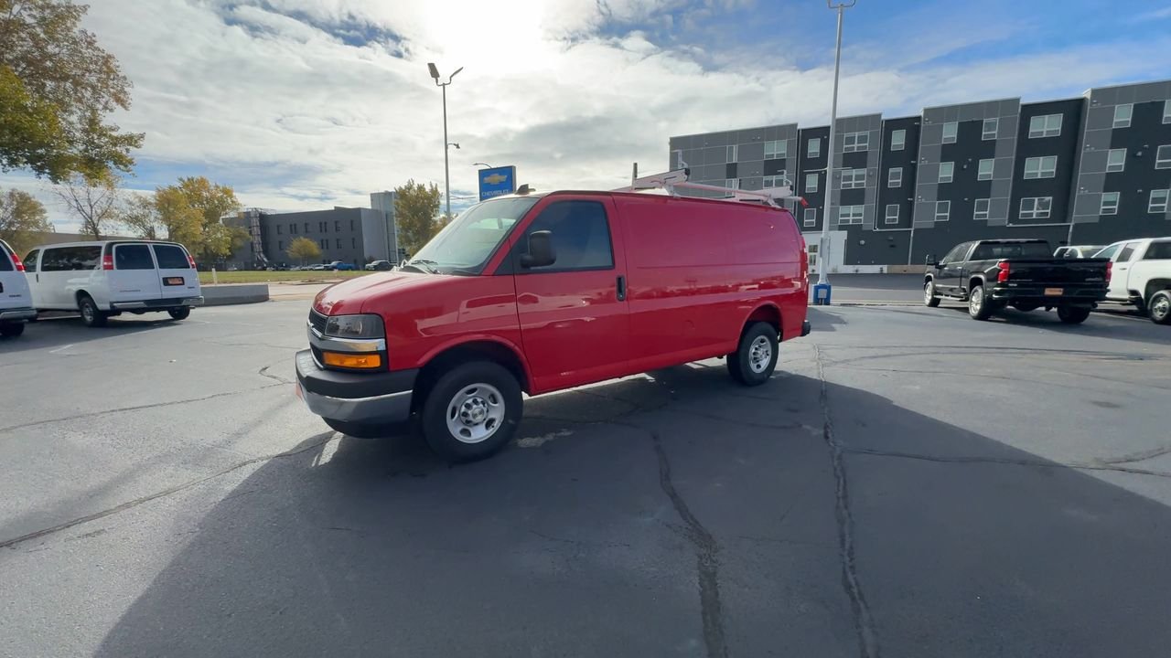 2025 Chevrolet Express Cargo Work Van - Photo 28