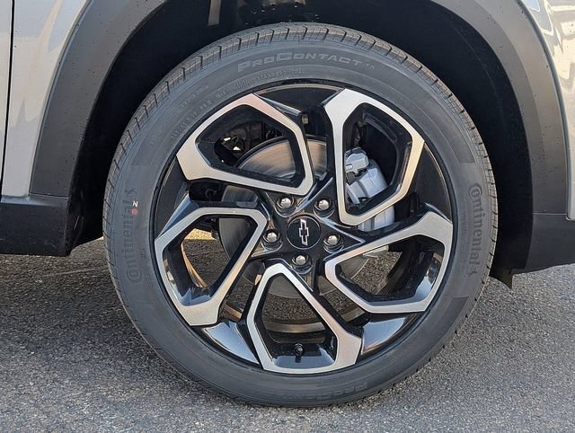 New 2026 Sterling Gray Metallic Chevrolet 2RS image 7