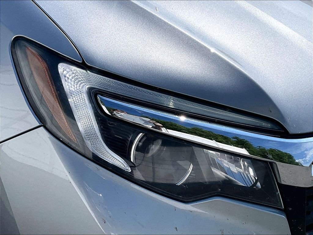 Used 2018 Gray Honda RTL-T image 30