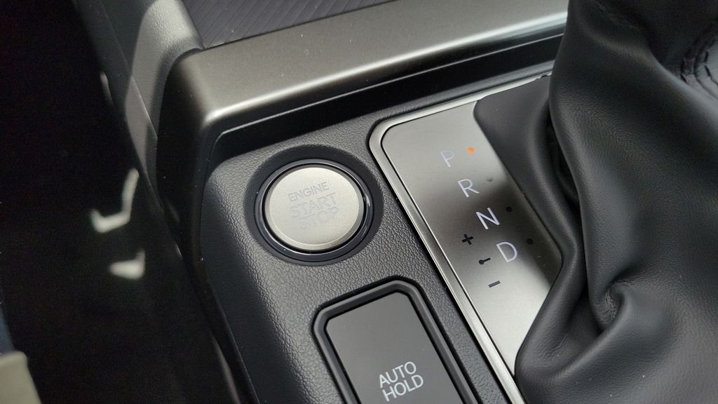 New 2027 Iceberg Green Kia S image 22