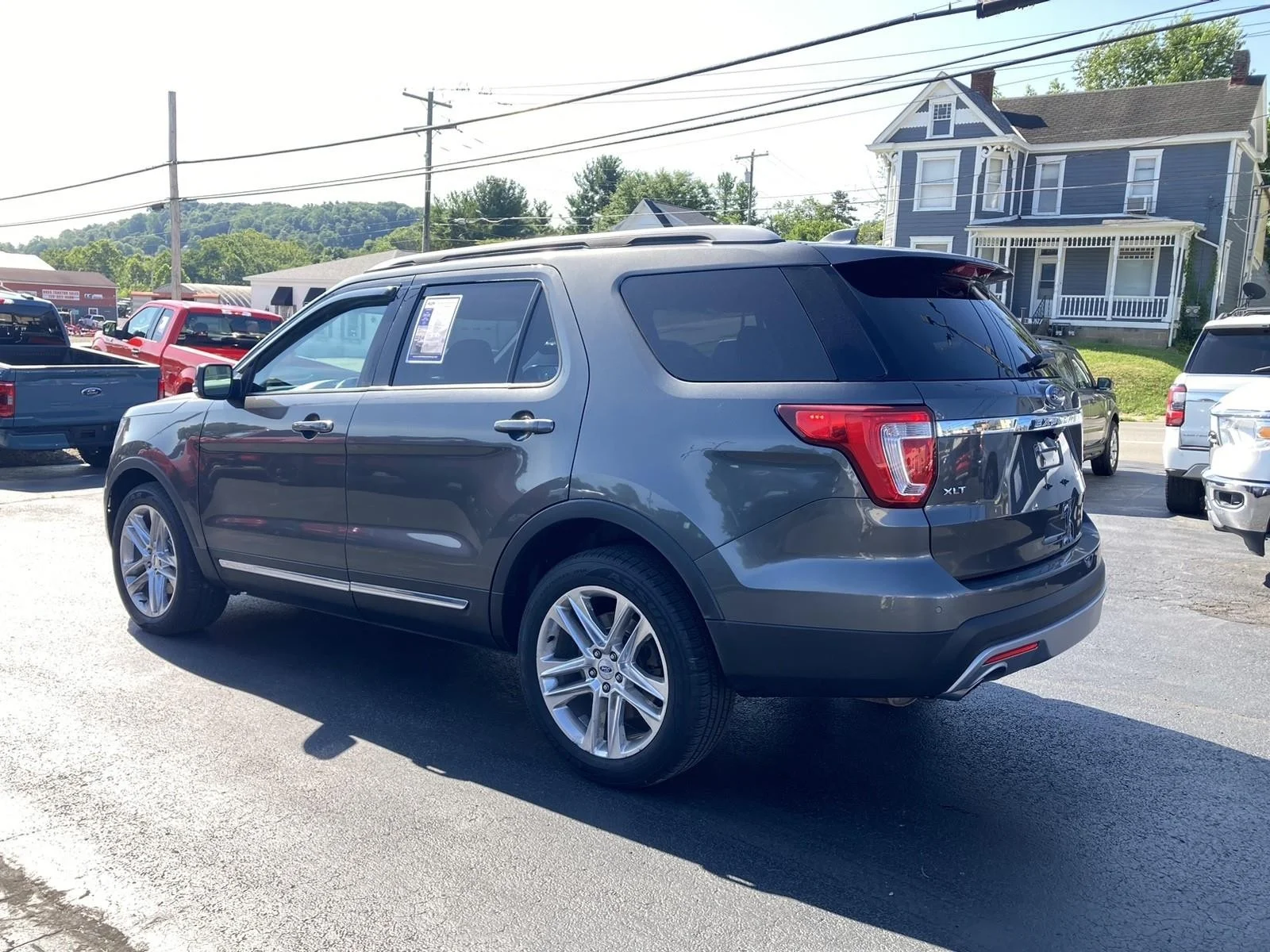 Certified Used 2017 Gray Ford XLT image 6