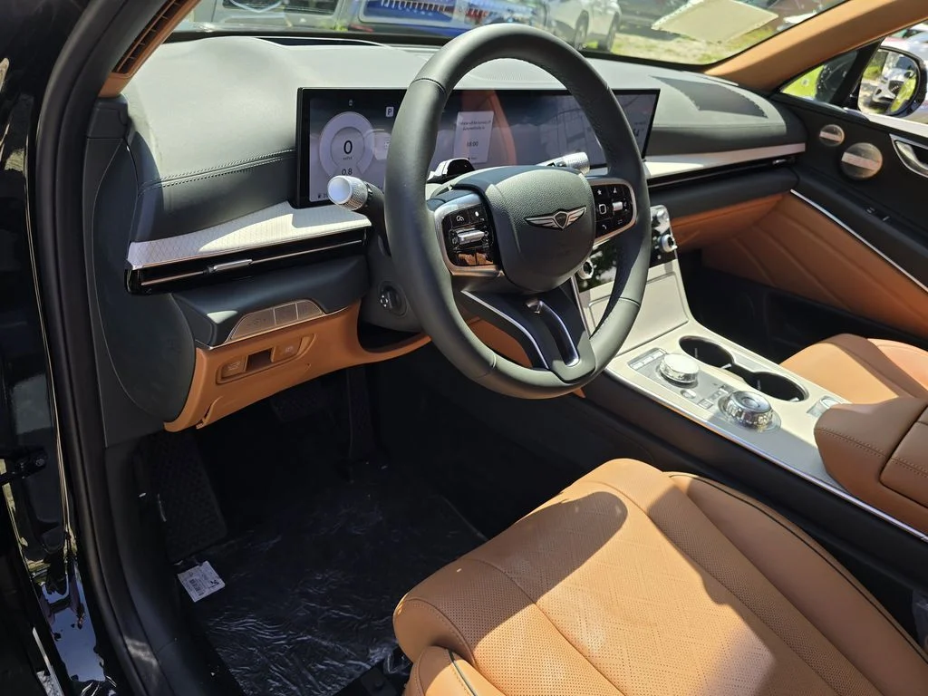 New 2026 White Genesis 2.5T Prestige image 15