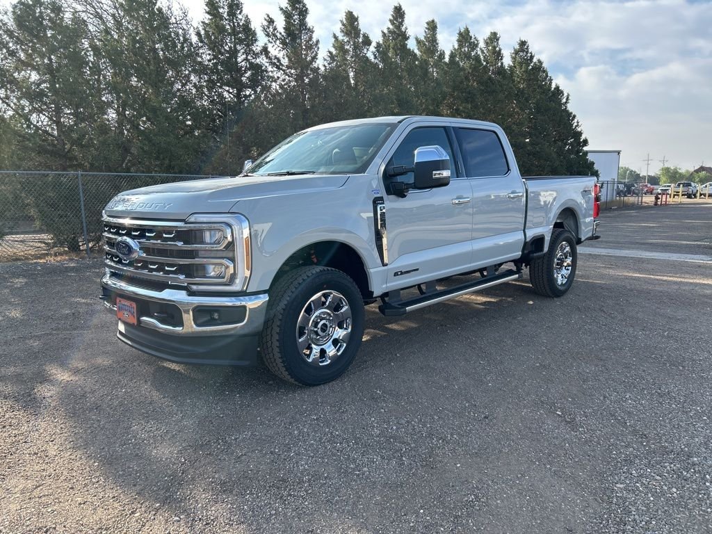 New 2026 Avalanche Ford Lariat image 2