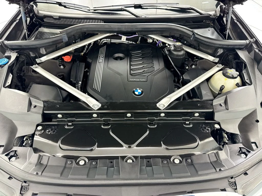 Used 2022 Brown BMW xDrive40i image 28