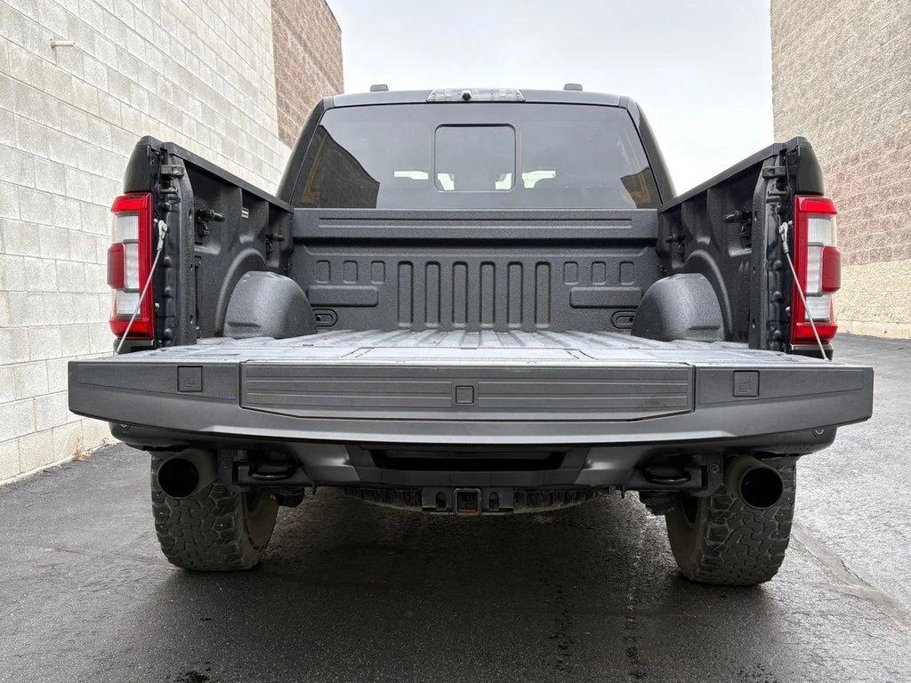 2023 Ford F-150 Raptor - Photo 8