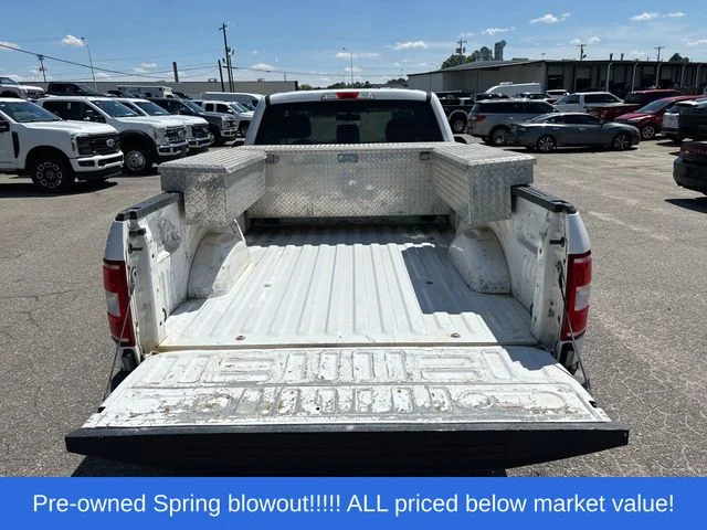 Used 2018 White Ford XL image 16