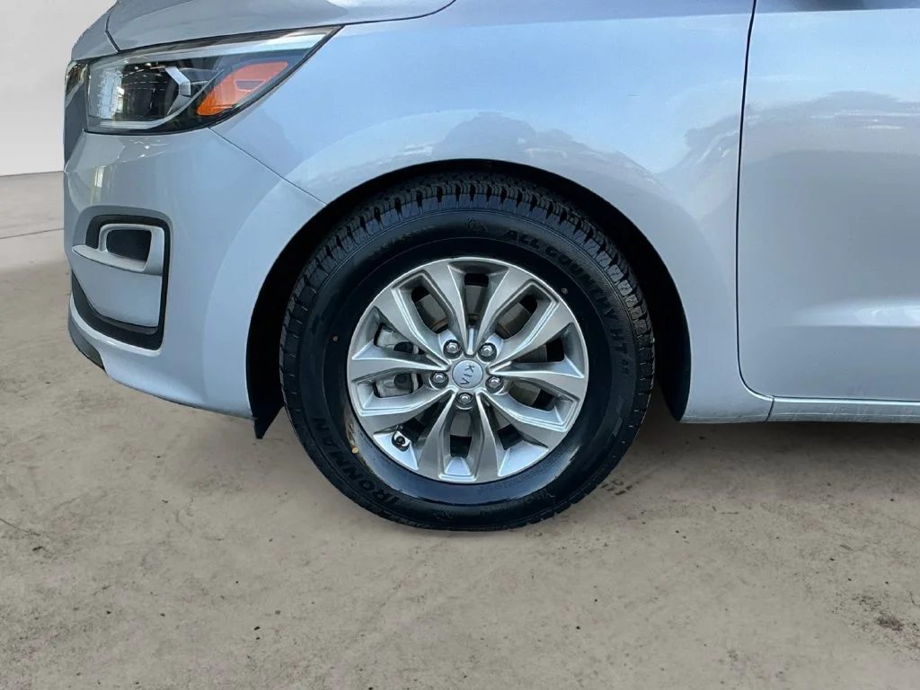 Used 2020 Silver Kia LX image 13