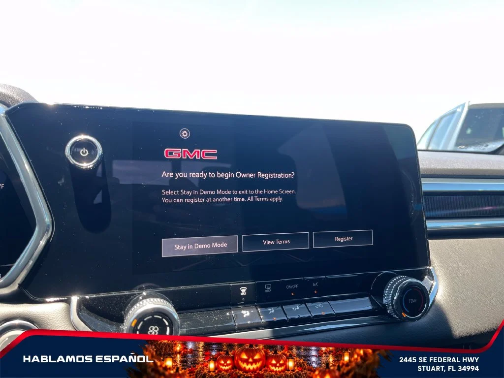 New 2026 Summit White GMC Elevation image 30