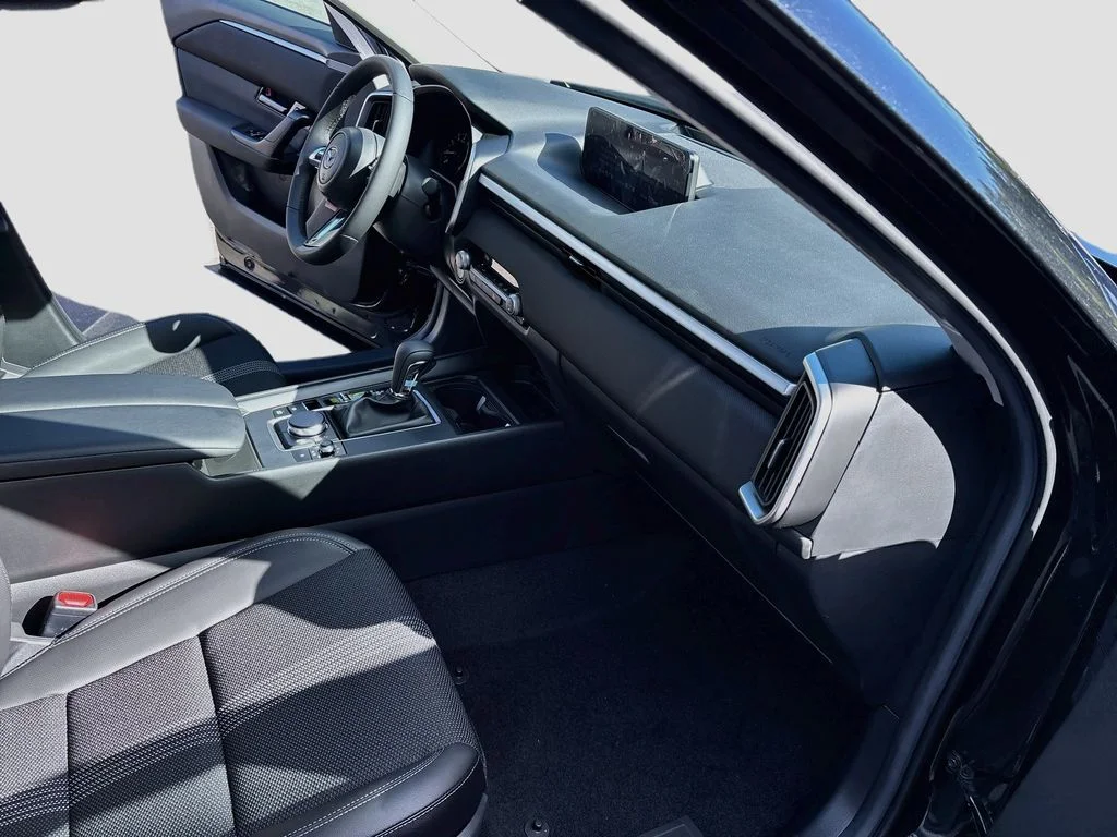 New 2026 Jet Black Mica Mazda 2.5 S Preferred AWD image 33