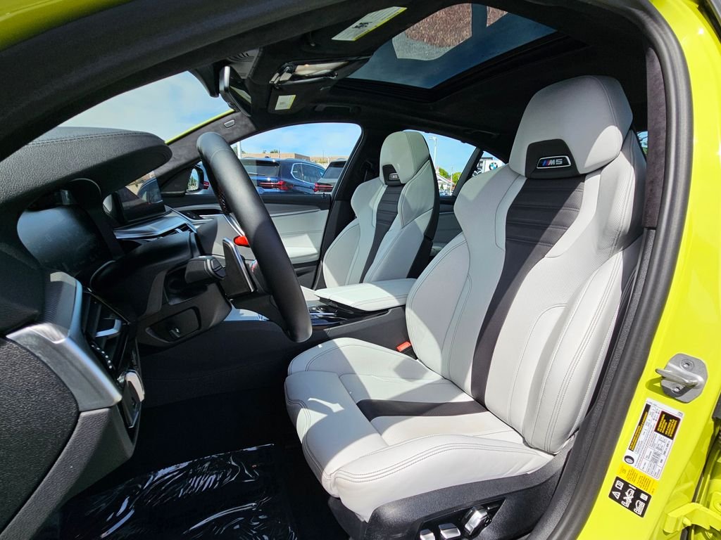 Certified Used 2023 Special Order Color BMW Base image 18