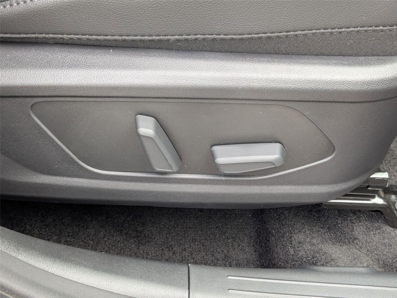 2025 Hyundai Tucson Limited - Photo 39