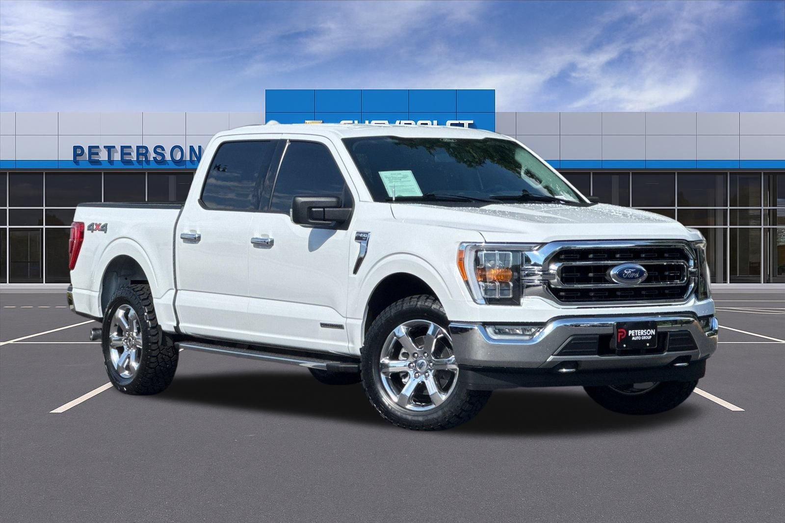 Used 2021 White Ford XLT image 2