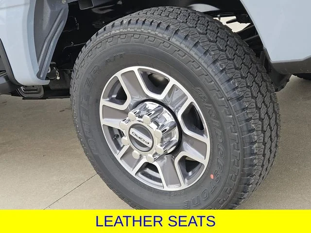 New 2026 Glacier Gray Metallic Tri-Coat Ford F-250® Lariat® image 9