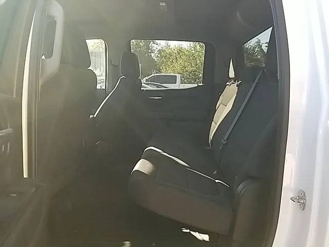 Used 2020 White Chevrolet Custom image 34