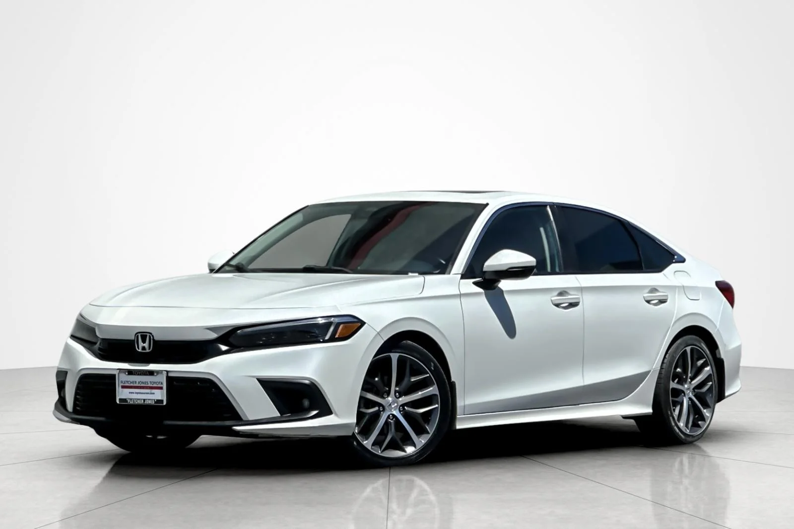 2022 Honda Civic Touring CVT's photo
