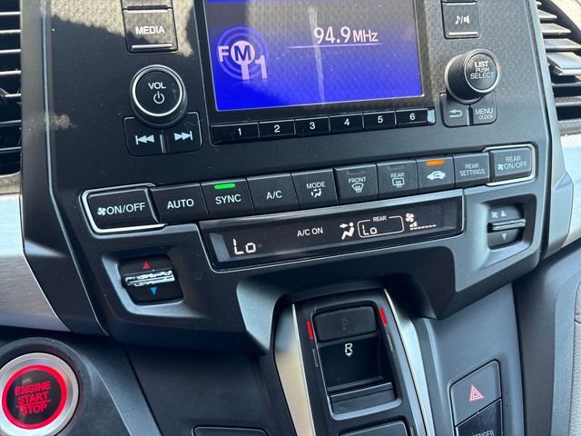 Used 2019 Obsidian Blue Pearl Honda LX image 21