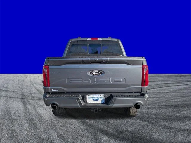 New 2026 Carbonized Gray Metallic Ford XLT image 5