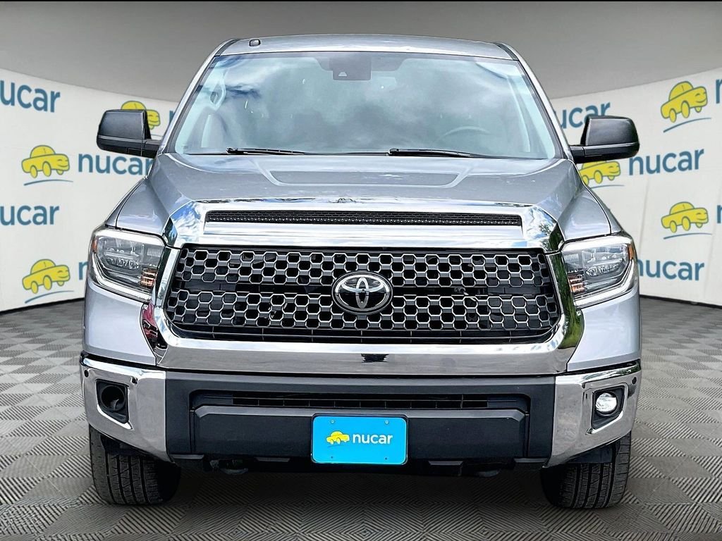Used 2018 Silver Toyota SR5 image 2