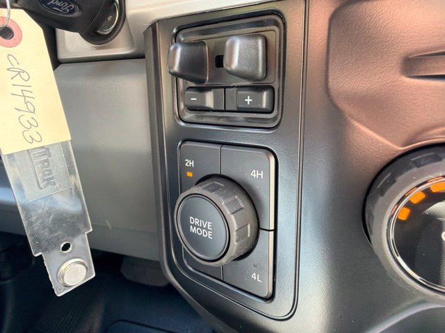 New 2026 Oxford White Ford F-600® XL image 15