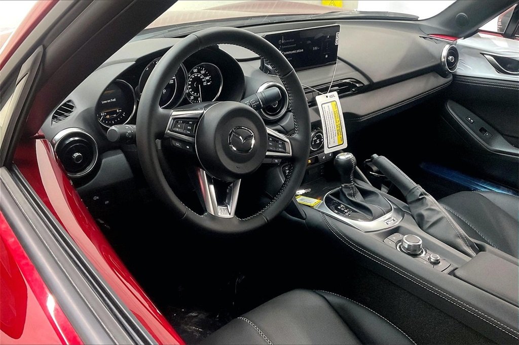 2025 MAZDA MX-5 - Image 7